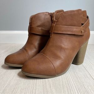 LC Lauren Conrad Brown Booties, Size 7-1/2, Very Cute!